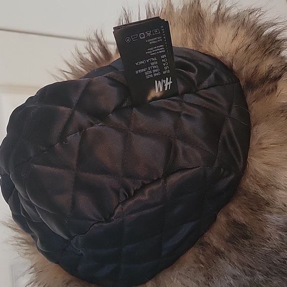Furry hat covers ears H&M one size IS new never worn NWOT - Picture 6 of 7